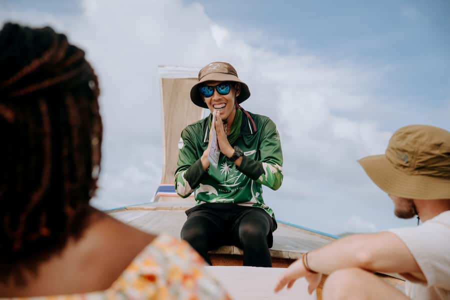 Krabi: 4-Islands Luxury Longtail Boat Private Half Day Tour - Poda Island: the beach picnic, lunch on sand, and swimming time