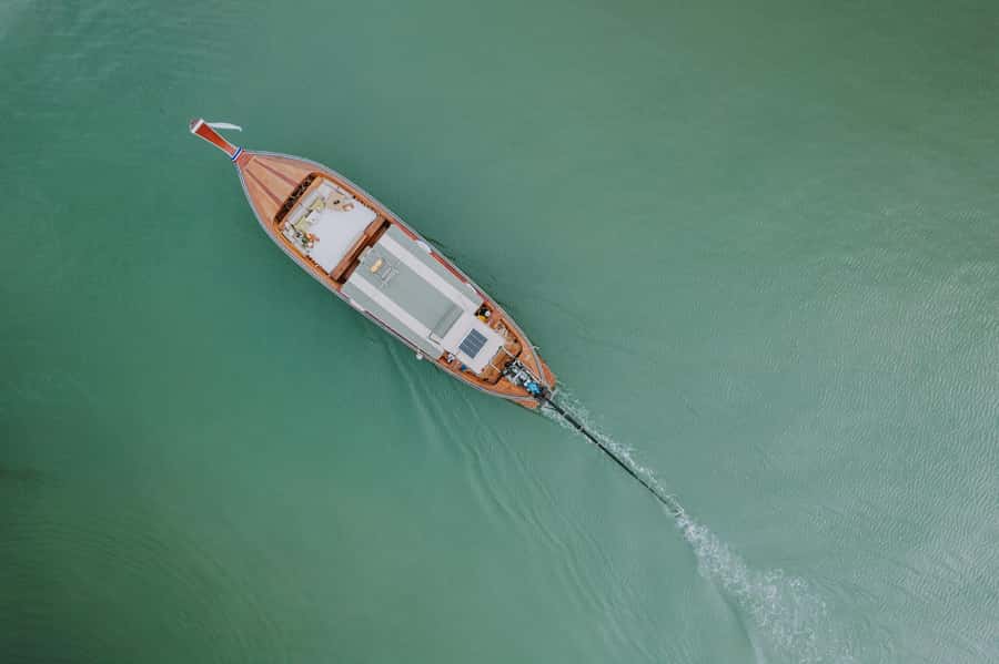 Krabi: 4-Islands Luxury Longtail Boat Private Half Day Tour - What’s included on board: the “luxury” part you’ll feel
