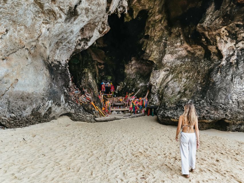 Krabi: 4 Islands Tour by Longtail Boat & Thai Buffet Lunch - Poda Island snorkeling plus beach buffet timing