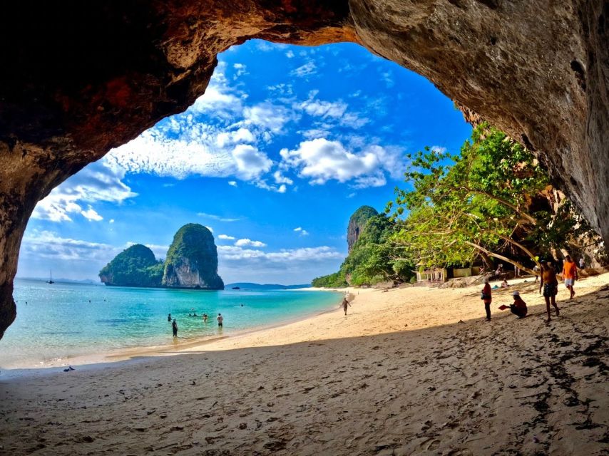 Krabi: 4 Islands Tour by Longtail Boat & Thai Buffet Lunch - Thale Waek sandbar walks at Tub and Mor islets