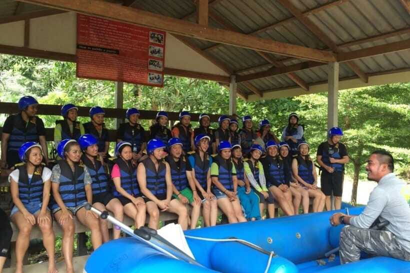 Krabi: 5km Rafting and Waterfall Tour - Booking mindset: English and Thai guidance, and how to keep control