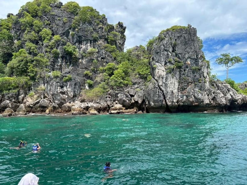 Krabi: 7 Islands Sunset by Longtail Boat with Snorkeling - Longtail Boat Hours and the Crowding Reality