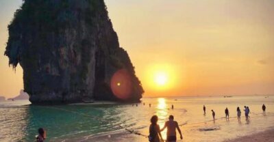 7 Islands Sunset Hopping Cruise with BBQ & Plankton