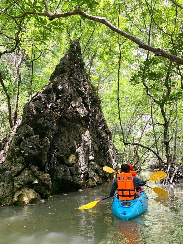 Krabi: A Kayaking Odyssey through Din Daeng Mangrove Maze - Mangrove maze and Ko Ha (Five Islands): the second half stays moving