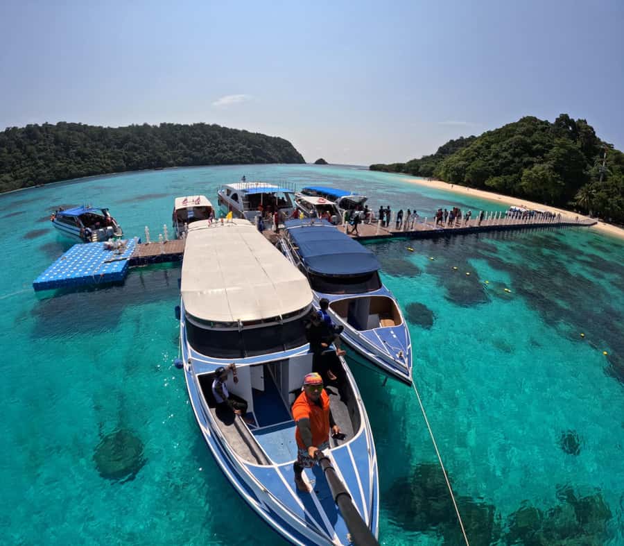 Krabi Aonang: Koh Rok & Koh Haa Snorkelling Day Trip + Lunch - Morning pickup in Ao Nang and the ride to Leam-Kruad Pier