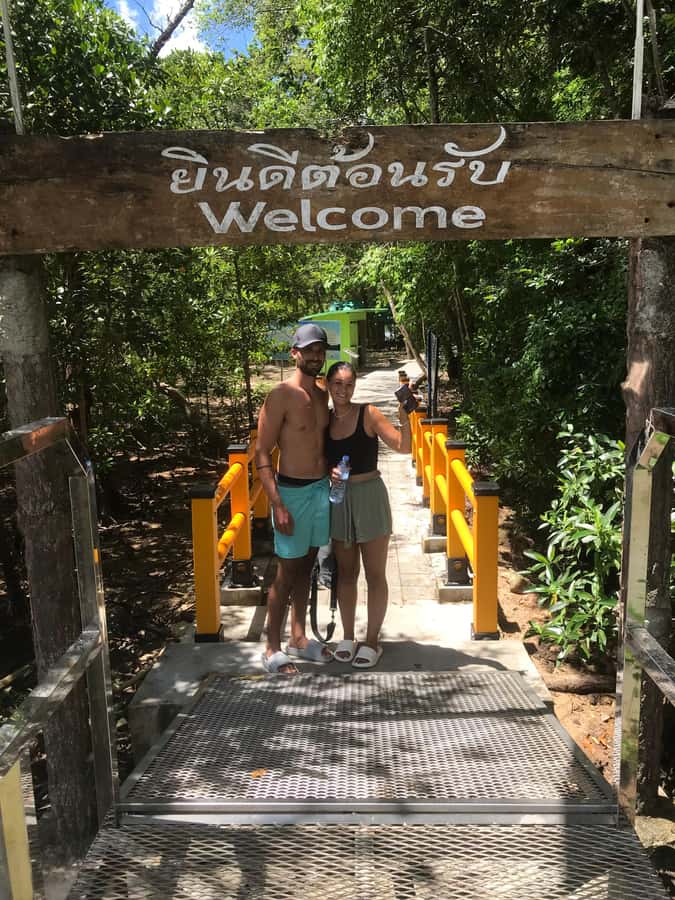 Krabi: Half-Day Mangrove Boat Trip And Khao Khanap Nam Cave - Photo and comfort tips for mangroves and cave interiors