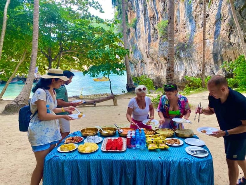 Krabi: Hong Island & Ko Pak Bia Tour with Sunset Dinner - Ko Pak Bia: Sunset, Beach BBQ, and the Walk That Stretches the Legs