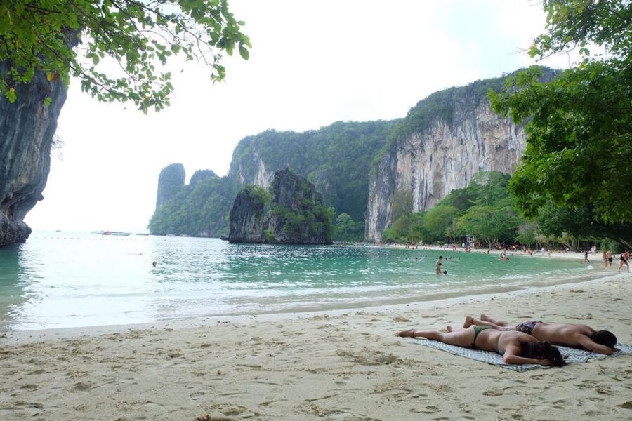 Krabi: Hong Islands Day Tour by Longtail Boat - Price and value math: what $36 really means