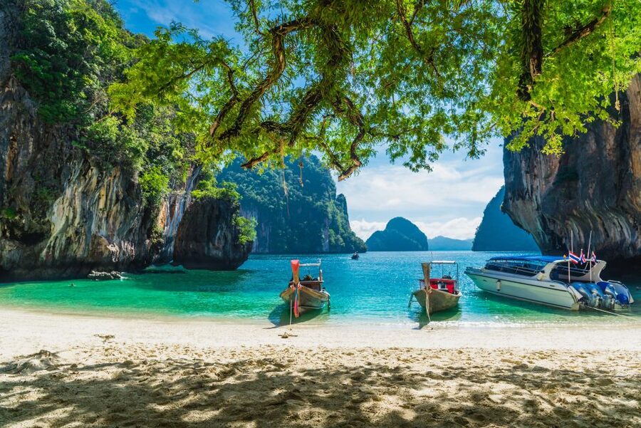 Krabi: Hong Islands Day Trip by Speedboat with Lunch - Why Hong Islands are worth the speedboat morning from Krabi