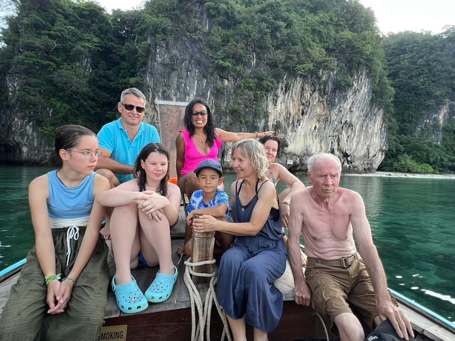 Krabi: Hong Islands Private Longtail Boat Tour - Hong Islands stops: Hong Lagoon, Lading Island, Pakbia Island, and beach time