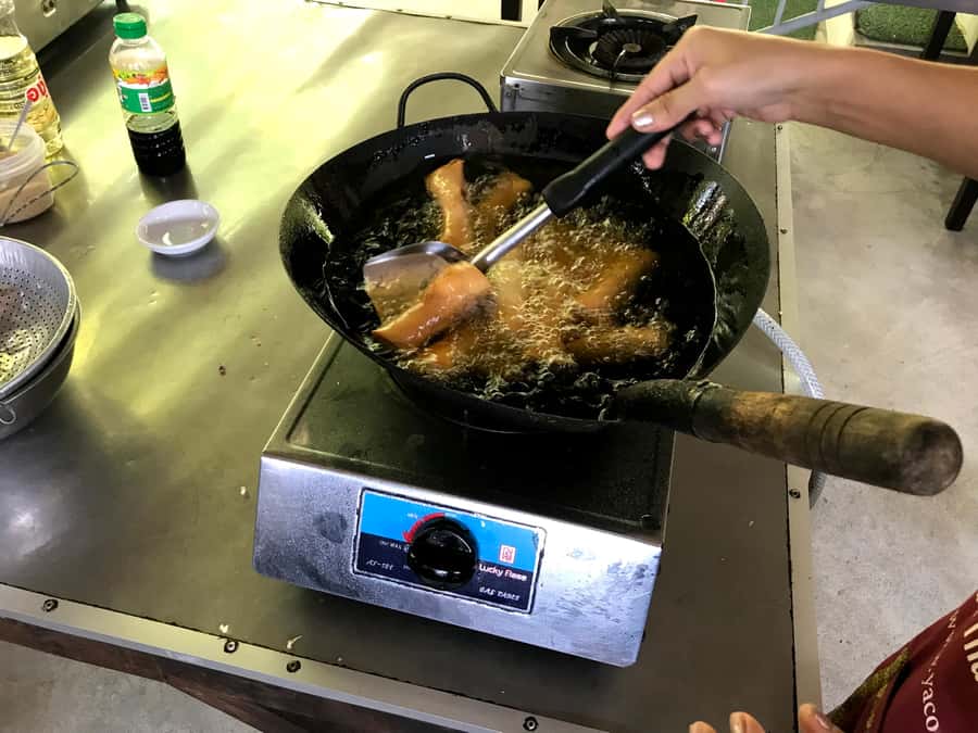 Krabi: Morning/Afternoon Thai Cooking Class at Ya's Cookery - Eating your work, and what you should notice