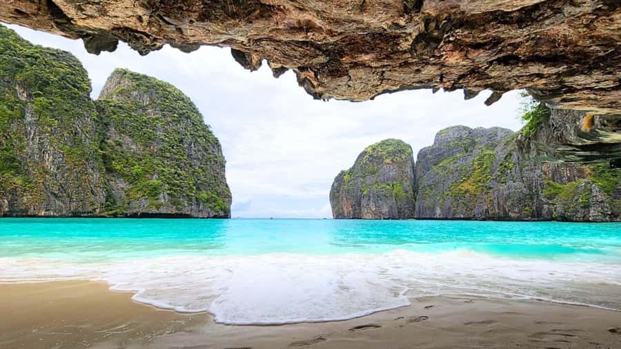 Krabi: Phi Phi Early Bird & 4 Island by Speedboat with Lunch - Bamboo Island swim time: the island stop that tends to feel like a relief