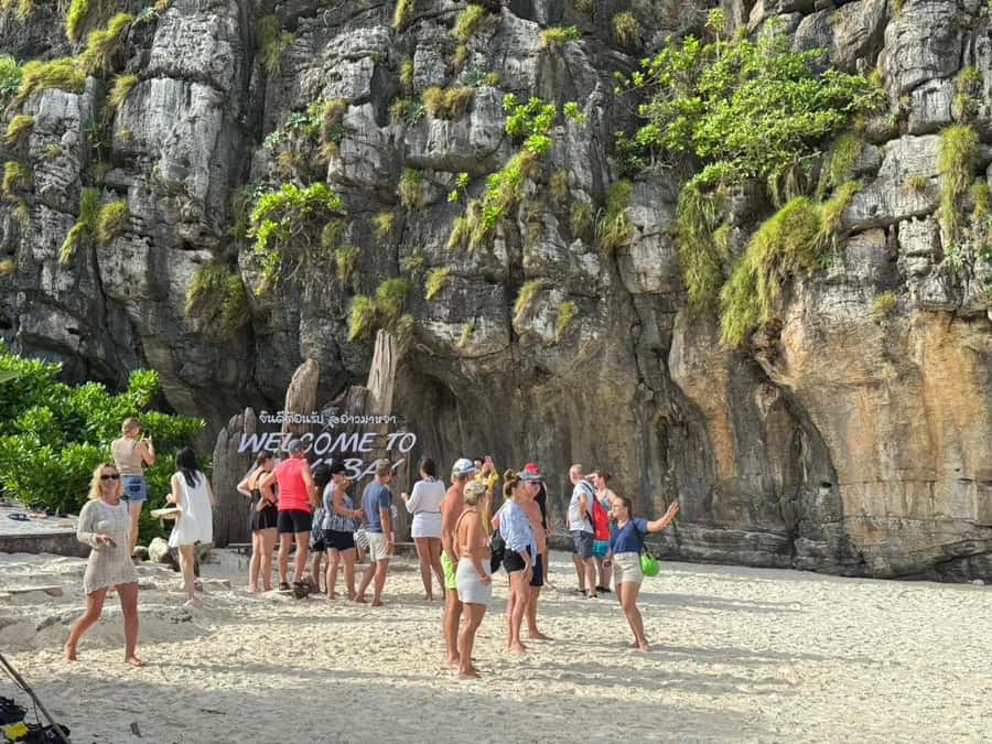Krabi: Phi Phi Islands Longtail Boat Tour with Sunset - Key things to know before you go