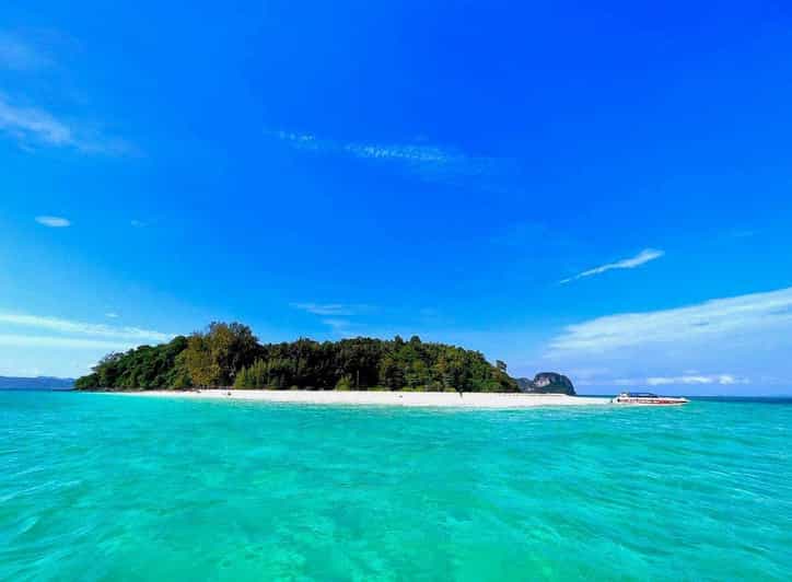 Krabi: Phi Phi Islands & Maya Bay Speedboat Tour with Lunch - Pickup and pier coffee: your day starts with structure