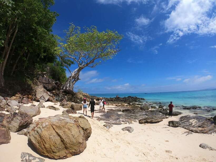 Krabi: Phi Phi Islands Speedboat Tour with Buffet Lunch - From hotel pickup to the pier: the morning flow in plain terms