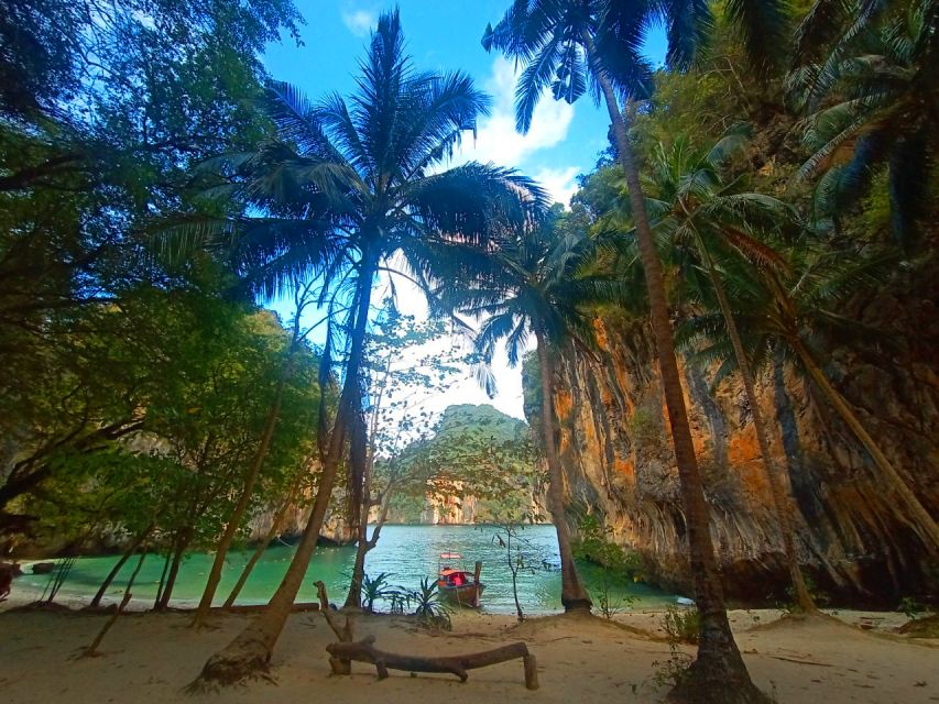 Krabi: Private Luxury Long-Tail Boat to Hong Island - Snorkeling at Koh Pak Bia and Koh Lao La Ding