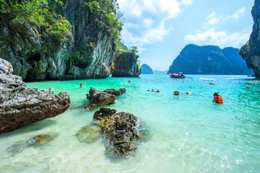Krabi: Private Luxury Long-Tail Boat to Hong Island - Food, drinks, and on-boat comforts that add up