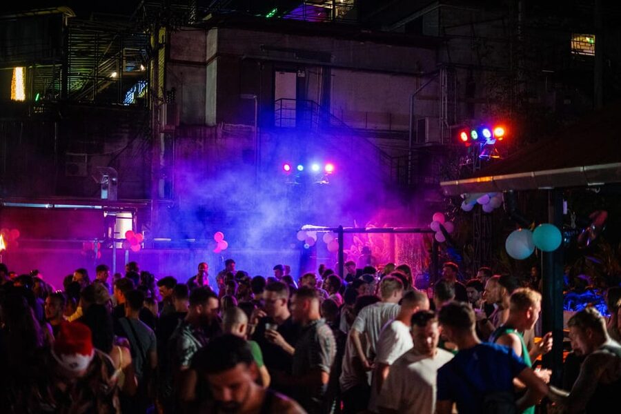 Krabi Pub Crawl - Join Nomads For The Best Night in Ao Nang! - Moving toward the beach, with a sports bar or club style stop