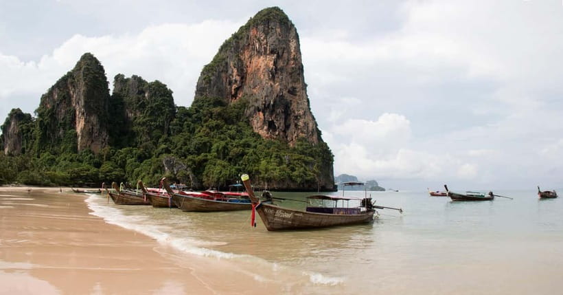 Krabi: Railay Beach & Caves + Jurassic World : Rebirth Sites - Railay East Lunch Break and East Bay Snacking Time