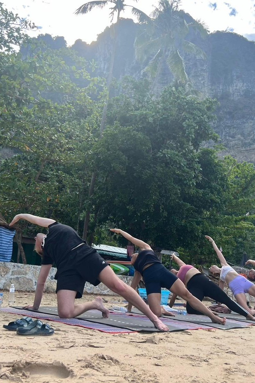 Krabi: Sunrise Yoga Balance Join-in Class - Where you meet in Ao Nang and how the timing feels
