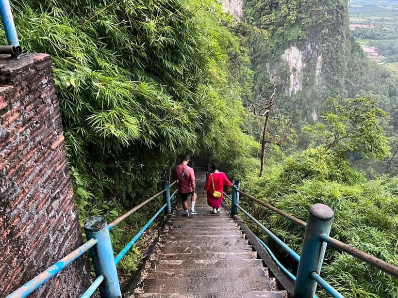 Krabi: Tiger Cave Temple Sunset Tour - The top experience: golden Buddha, photo moments, and temple atmosphere