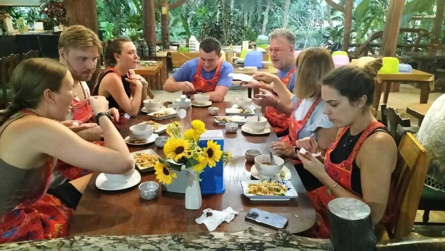 Krabi: Traditional Thai Cooking Class with Expert Cook - Small practical tips before you go