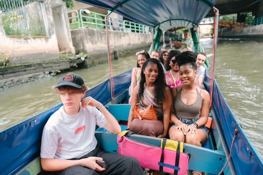 Longtail Boat Adventure to the Local Weekend Floating Market - Khlong Bang Luang floating market and its living community feel