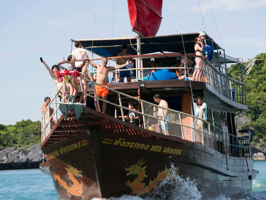 Mu Ko Ang Thong: Private Day Charter in Classic Thai Yacht - Koh Wao and the snorkeling rhythm in Mu Ko Ang Thong