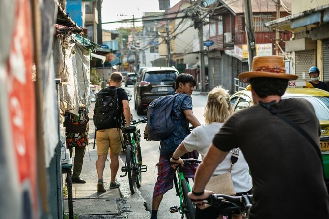Must-Try: Hidden Bangkok Bike and Food Tour - Somdet Chao Phraya bike-and-bite: the street food warm-up