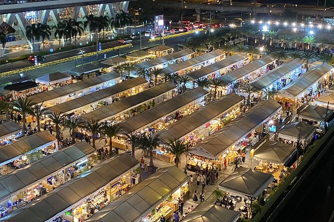 Night life in Bangkok - Jodd Fairs Train Night Market(Joint) - Price and logistics: is $15.39 good value?
