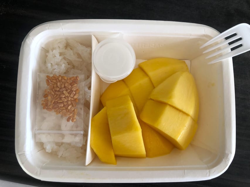 No Diet Club - Local food tour in Bangkok with many tastings - Practical expectations while you’re on the walk