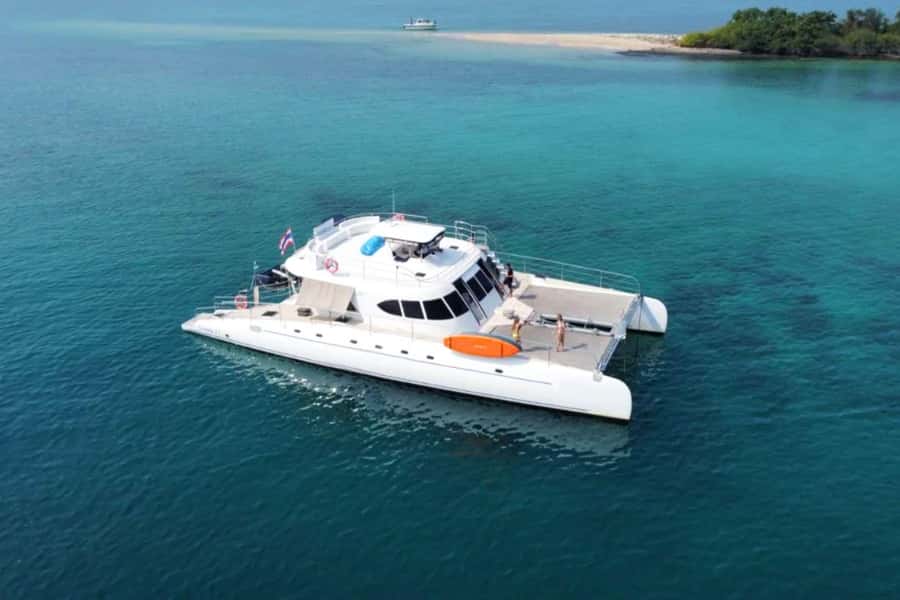 Pattaya: 3 Islands Day Tour on Catamaran with Buffet Lunch - Getting picked up in Pattaya City, then finding your way to the marina