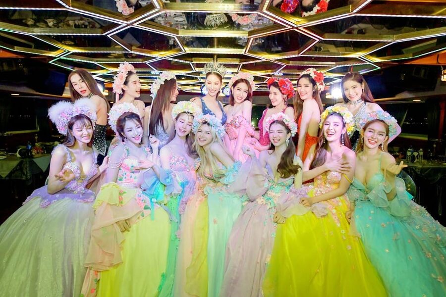 Pattaya: All Star Dinner Cruise, Cabaret Show & Beer Buffet - Price and value: $45 for food, show, and drinks