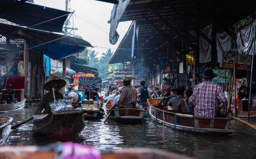 Pattaya: Buddha, Floating Market, Gems Museum Tour & Lunch - Price and logistics: good value at $19, but confirm the pickup