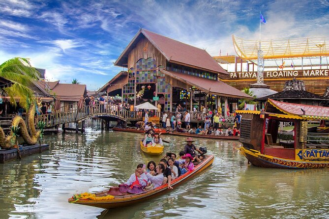 Pattaya Discovery Tour with Floating Market, View Points - Stop 4: Big Buddha at Wat Phra Yai, why it is worth 30 minutes