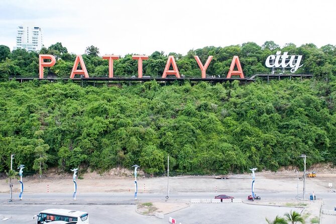 Pattaya Discovery Tour with Floating Market, View Points - Stop 1: Dusit Thani meeting point, then the morning pass-by
