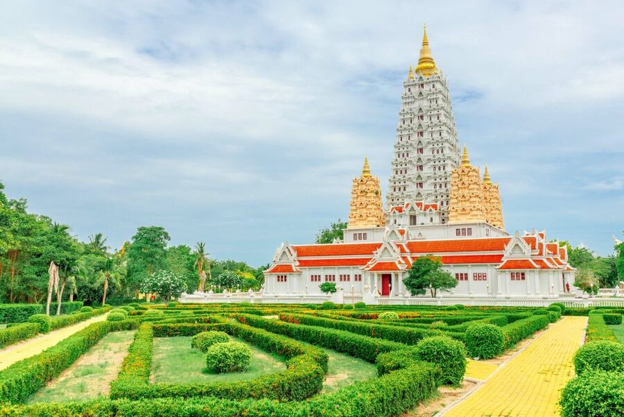 Pattaya: Full-Day Customizable City Tour - Wat Yansangwararam: temple gardens and mixed cultural architecture