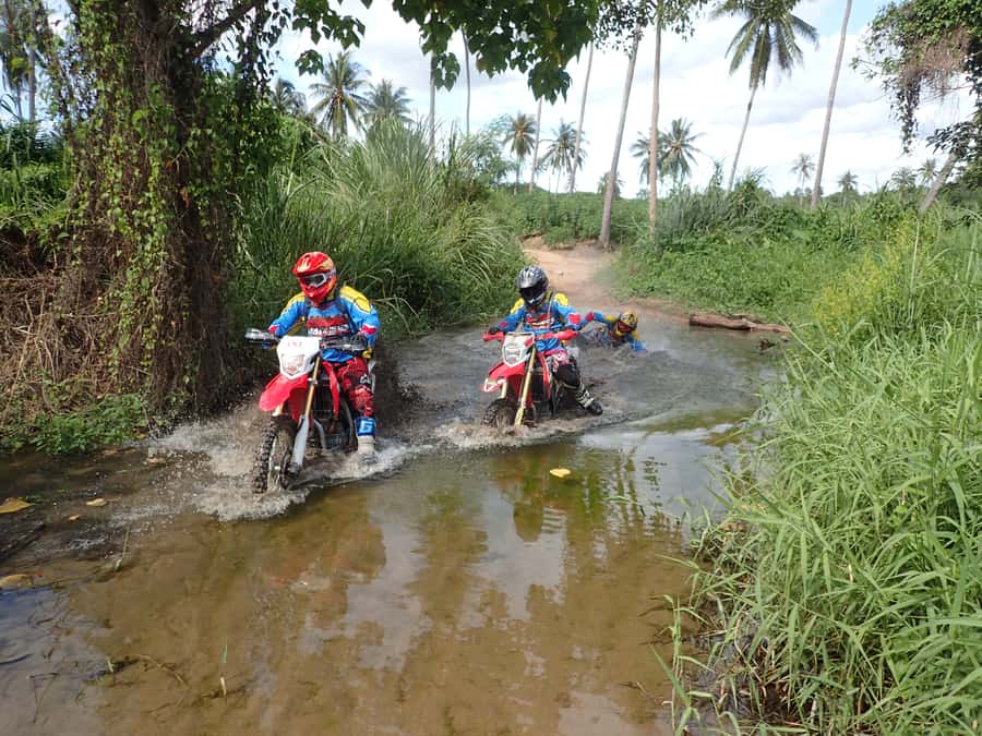 Pattaya: Full-Day Guided Enduro Tour with Meal - Getting picked up, briefed, and kitted out right