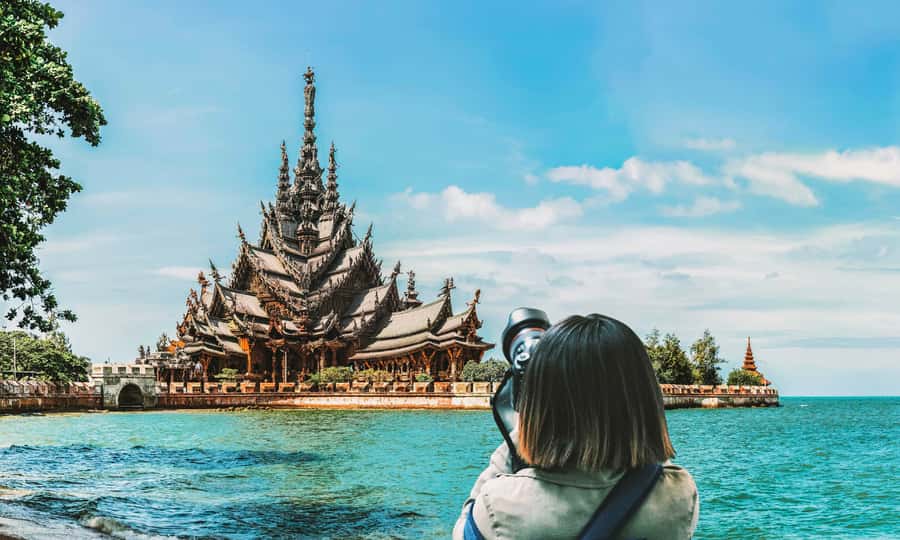 Pattaya: Full-Day Instagram City Tour - Mini Siam: a 1-hour warm start before the bigger spiritual and photo stops