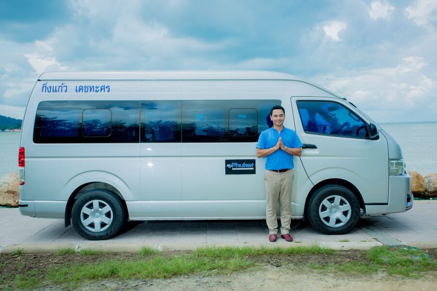 Pattaya: Private Customizeable City Highlights Tour & Driver - Khao Phra Tamnak Viewpoint and Walking Street: finish with a mood shift