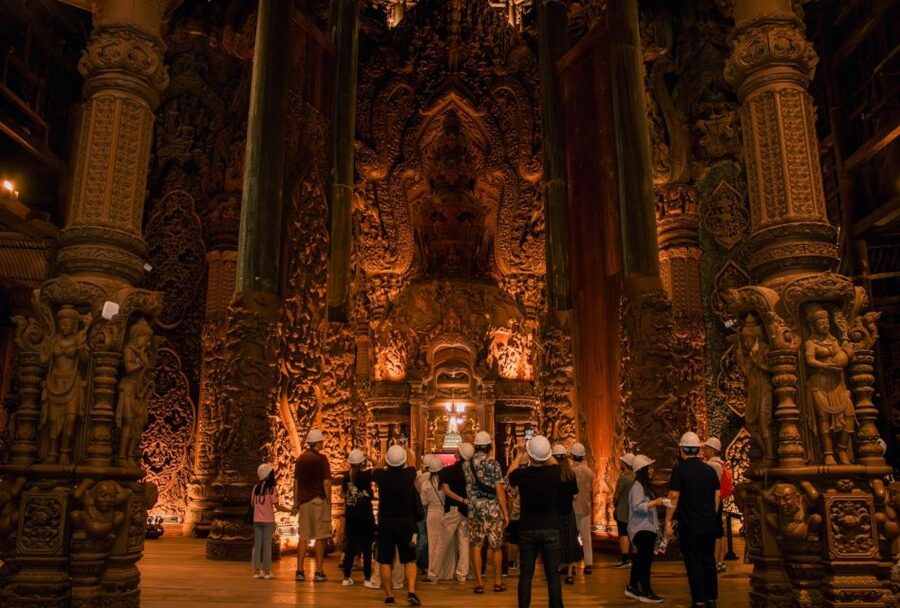 Pattaya: The Sanctuary of Truth Admission Ticket - Night session vs day session, choosing the calmer time to wander
