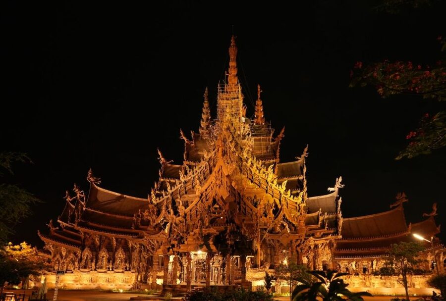Pattaya: The Sanctuary of Truth Admission Ticket - Entering smoothly, exchanging your voucher without stress