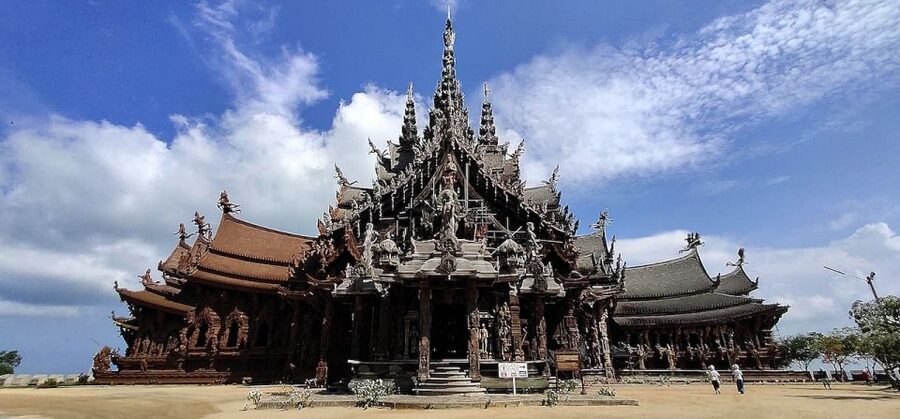 Pattaya: The Sanctuary of Truth Discounted Admission Ticket - The “no nails” wooden temple that feels impossible