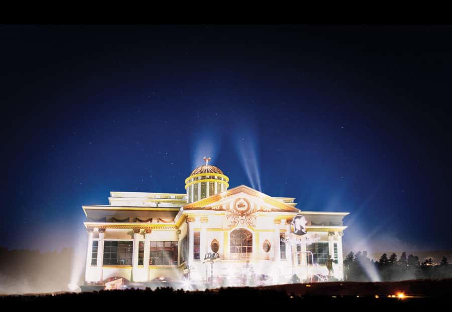 Pattaya: Tiffany's Show Discounted Admission Ticket - Before the curtain: how to arrive smoothly in Nongprue