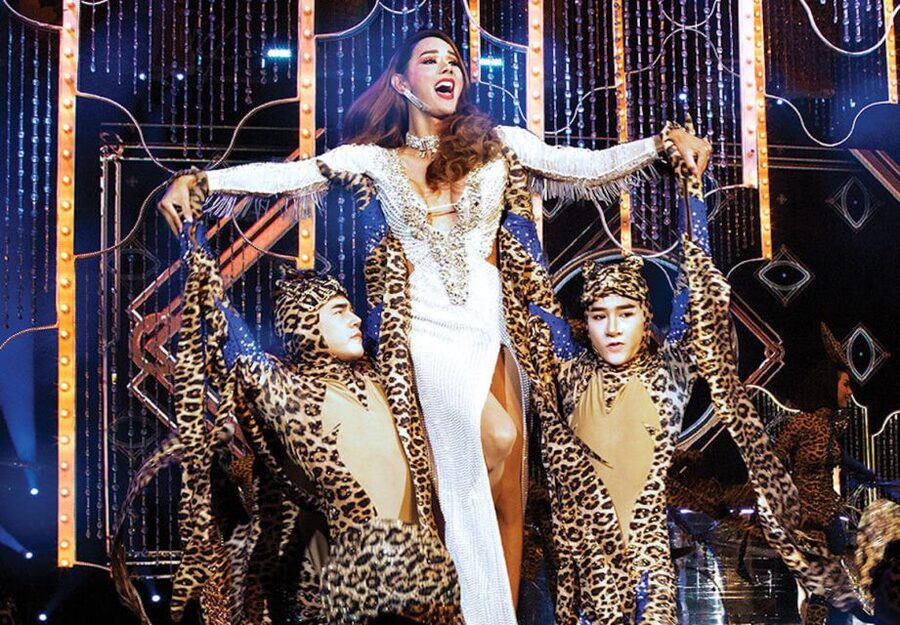 Pattaya: Tiffany's Show Discounted Admission Ticket - The show experience: what happens during the 75 minutes