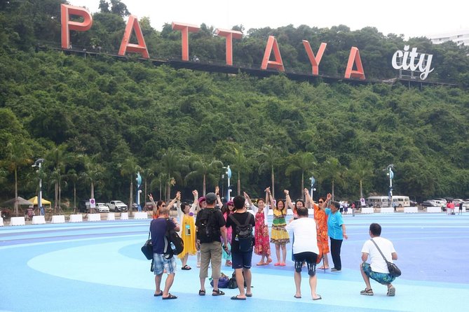 Pattaya Viewpoint, Big Buddha & Floating Market with Lunch - Bali Hai Pier and the Pattaya Sign: Easy Photos, Fast Orientation