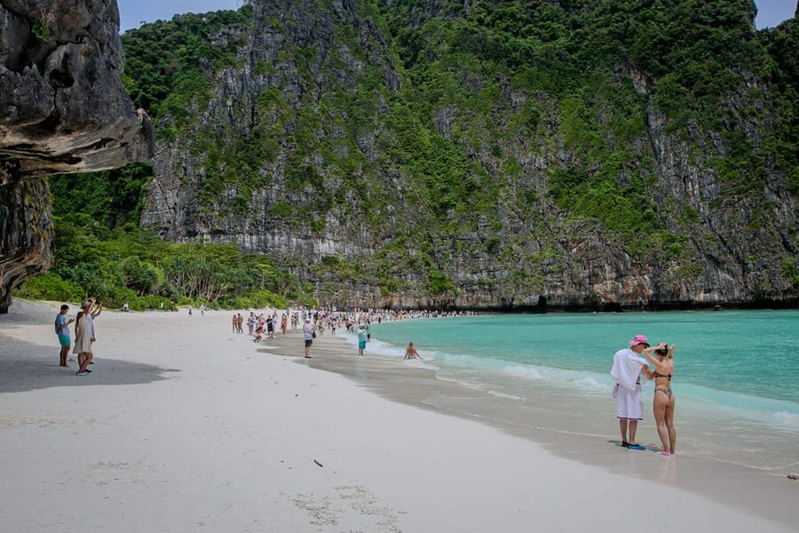 Phi Phi: 7 Island Longtail Boat Snorkeling Tour with Sunset - Sunset spectacle over the Andaman Sea
