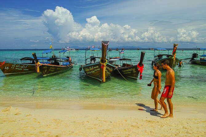 Phi Phi & Bamboo Islands Snorkeling Tour with Lunch by Speedboat - Pileh Bay 40 minutes: the swimming pool in the sea