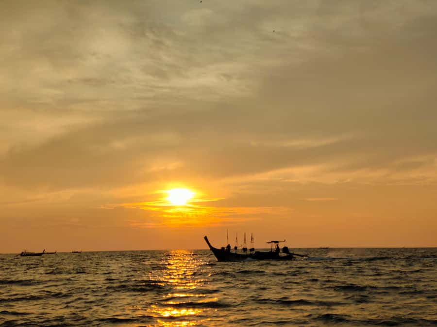 Phi Phi Islands: Private Longtail Boat 6-hour Trip - Shark Point, Loh Samah Bay, and where you might trade time