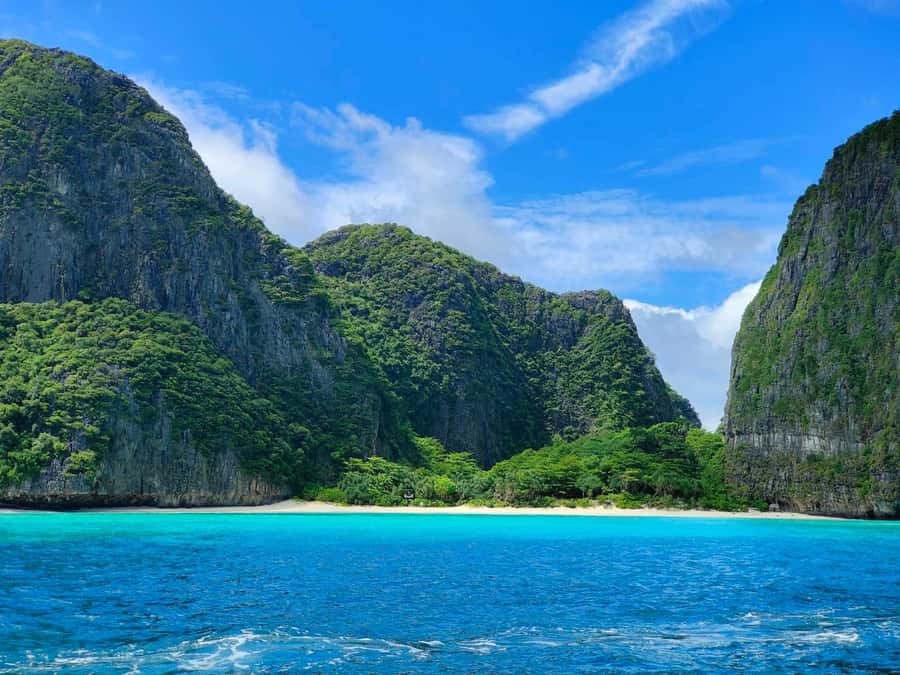 Phi Phi Islands: Private Longtail Boat 6-hour Trip - Maya Bay and Pileh Lagoon: where the water time pays off most